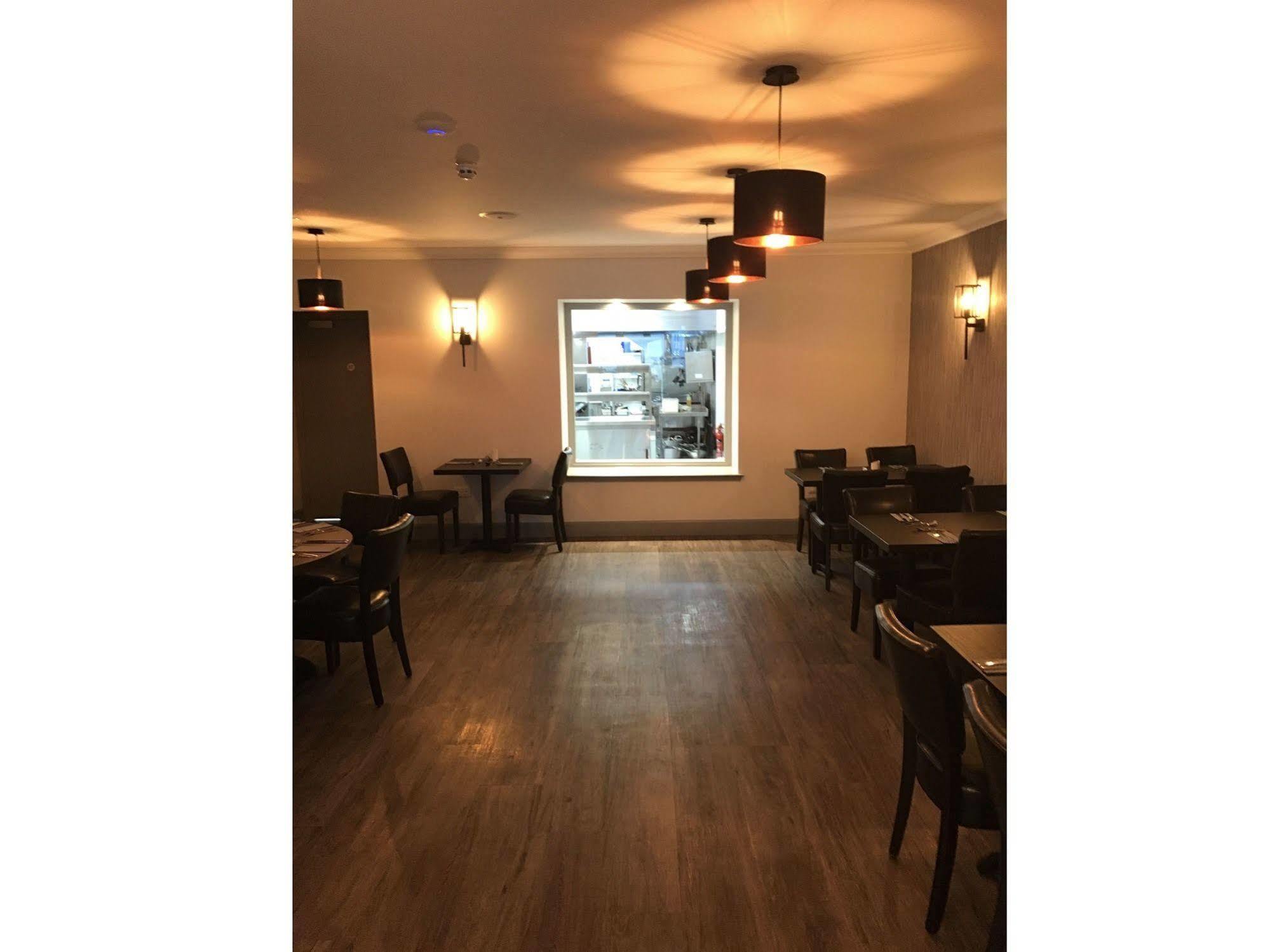 The Knowes Hotel & Restaurant Macduff Exterior foto